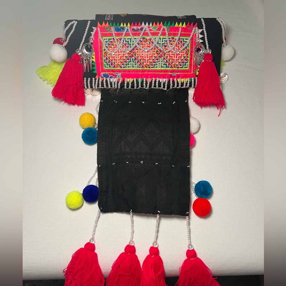 Hmong PNM hat size 22!